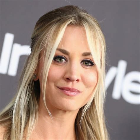 Infografica sulla carriera di Kaley Cuoco