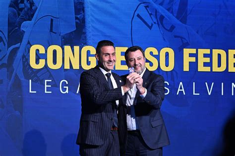 Salvini a tavola con politici e imprenditori