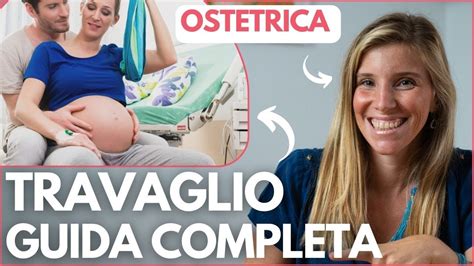 Un'ostetrica spiega le fasi del parto a un gruppo di future mamme e padri