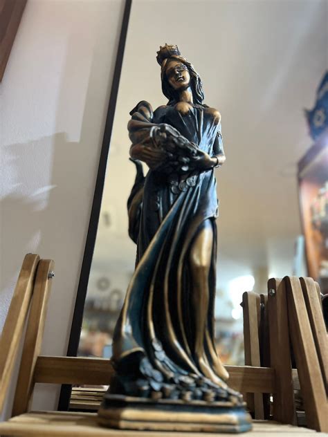 Manoela Fortuna con la neonata Esperanza