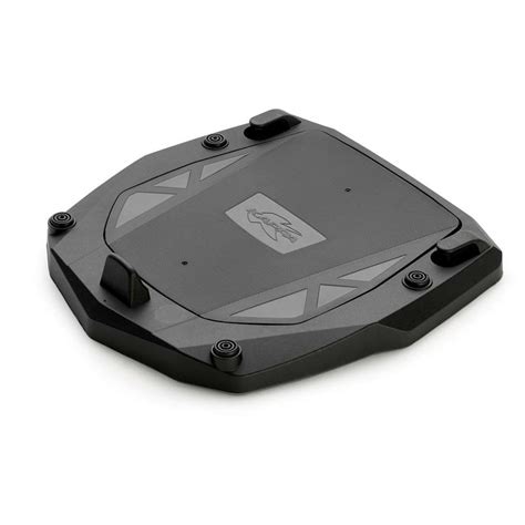 Componenti di un kit di fissaggio per bauletto moto