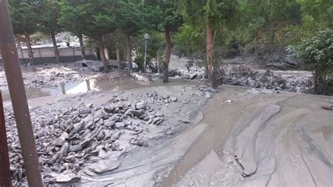 Effetti della frana di fango sul Campo di Jula