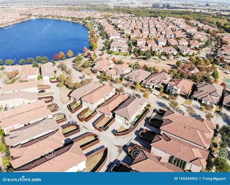 Vista aerea di una periferia urbana