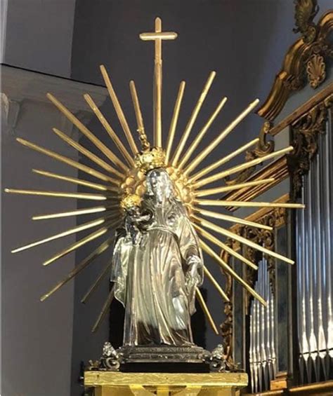 Reliquie del Sacro Latte in Europa