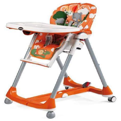 Seggiolone Peg Perego Prima Pappa Diner con bambino che mangia