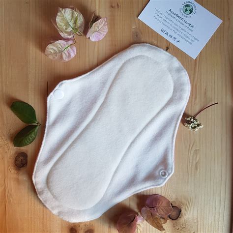 Set di assorbenti lavabili e accessori di igiene naturale