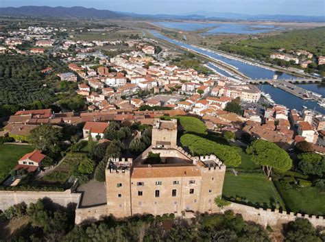 Panorama di Castiglione della Pescaia e il suo borgo medievale