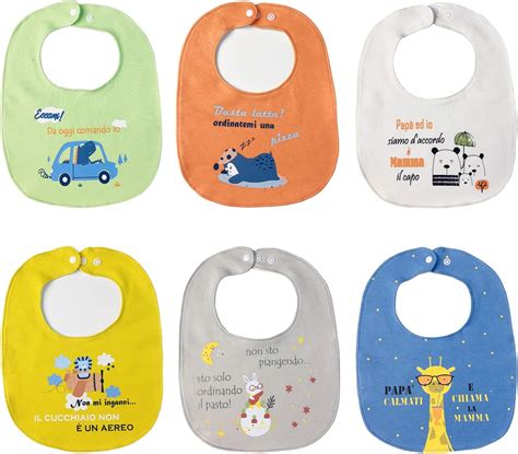 Confezione regalo di bavaglini e accessori per neonati