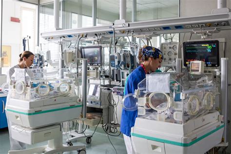 Neonati in terapia intensiva neonatale
