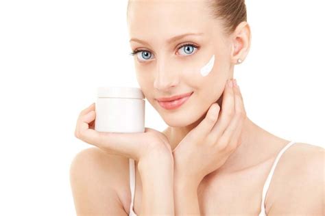 Applicazione corretta della crema viso