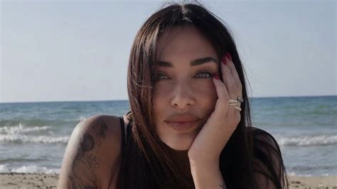 Sonia Lorenzini social media post con smentita