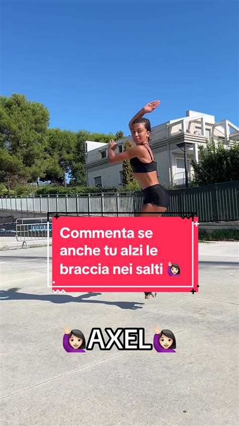 Pattinatore esegue un salto Axel