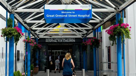 Charles West e il Great Ormond Street Hospital