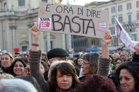 Manifestazione per i diritti riproduttivi