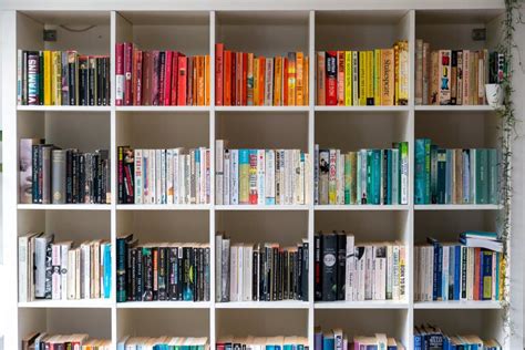 Libri di poesia in una libreria