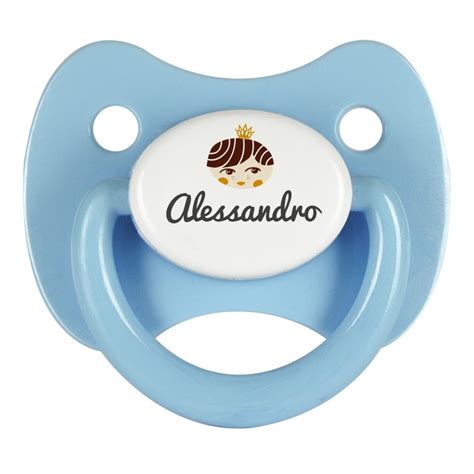 Bambino con ciuccio personalizzato
