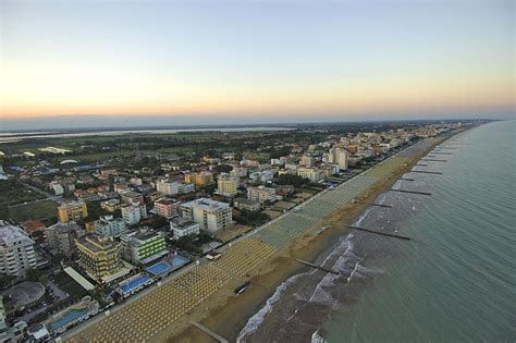 Veduta aerea delle spiagge di Jesolo