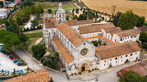 veduta panoramica del complesso di Fossanova